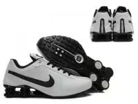 chaussures sport nike shox promos r4 m301 basket shox gray-noir taille 41-46